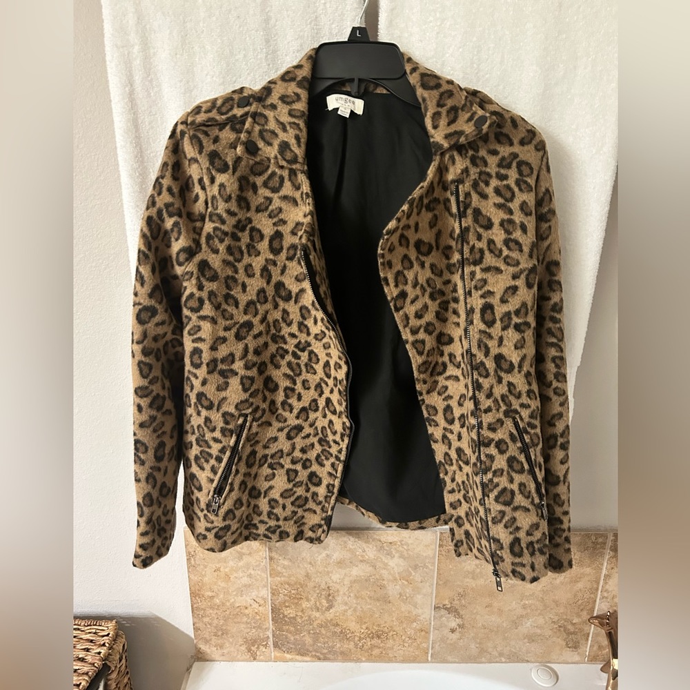 Leopard print motorcycle jacket. Umgee Size S.